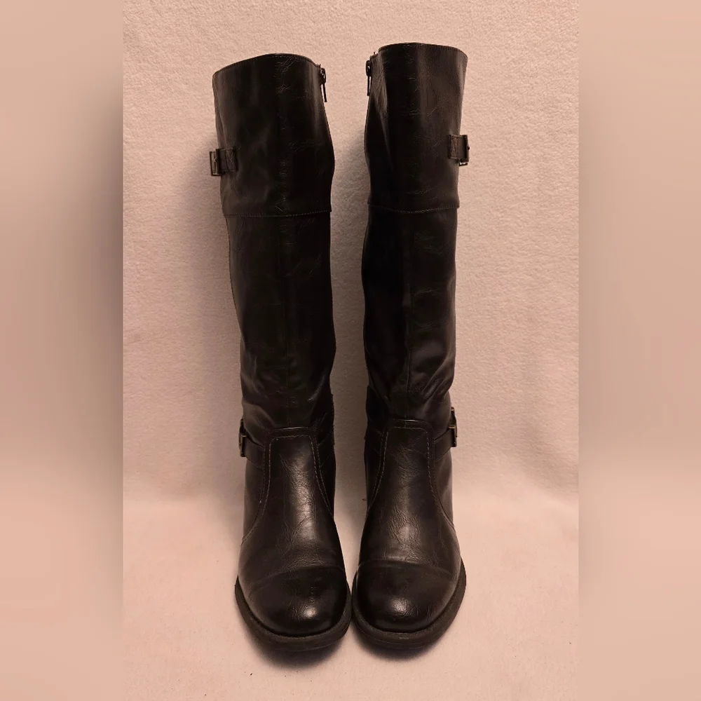 Rocio Black Knee-High Boots. 7